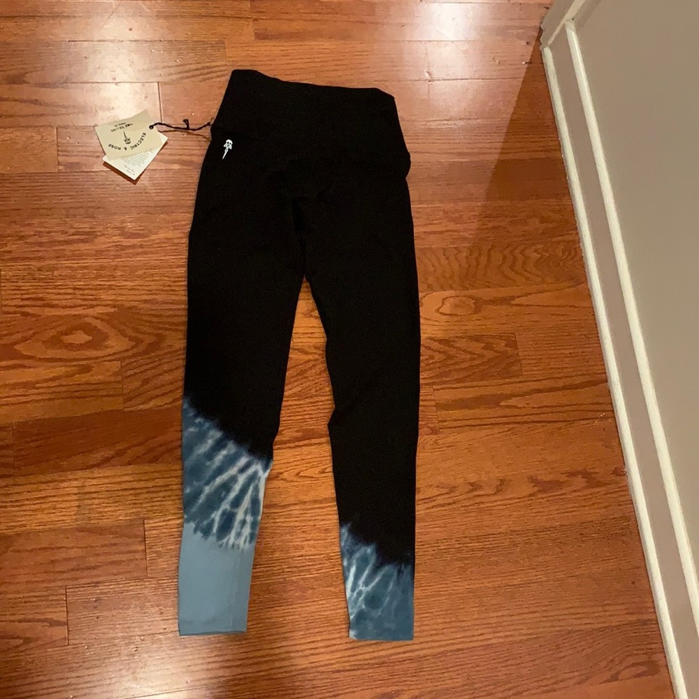 Electric & Rose Sunset Tie-Dye Legging